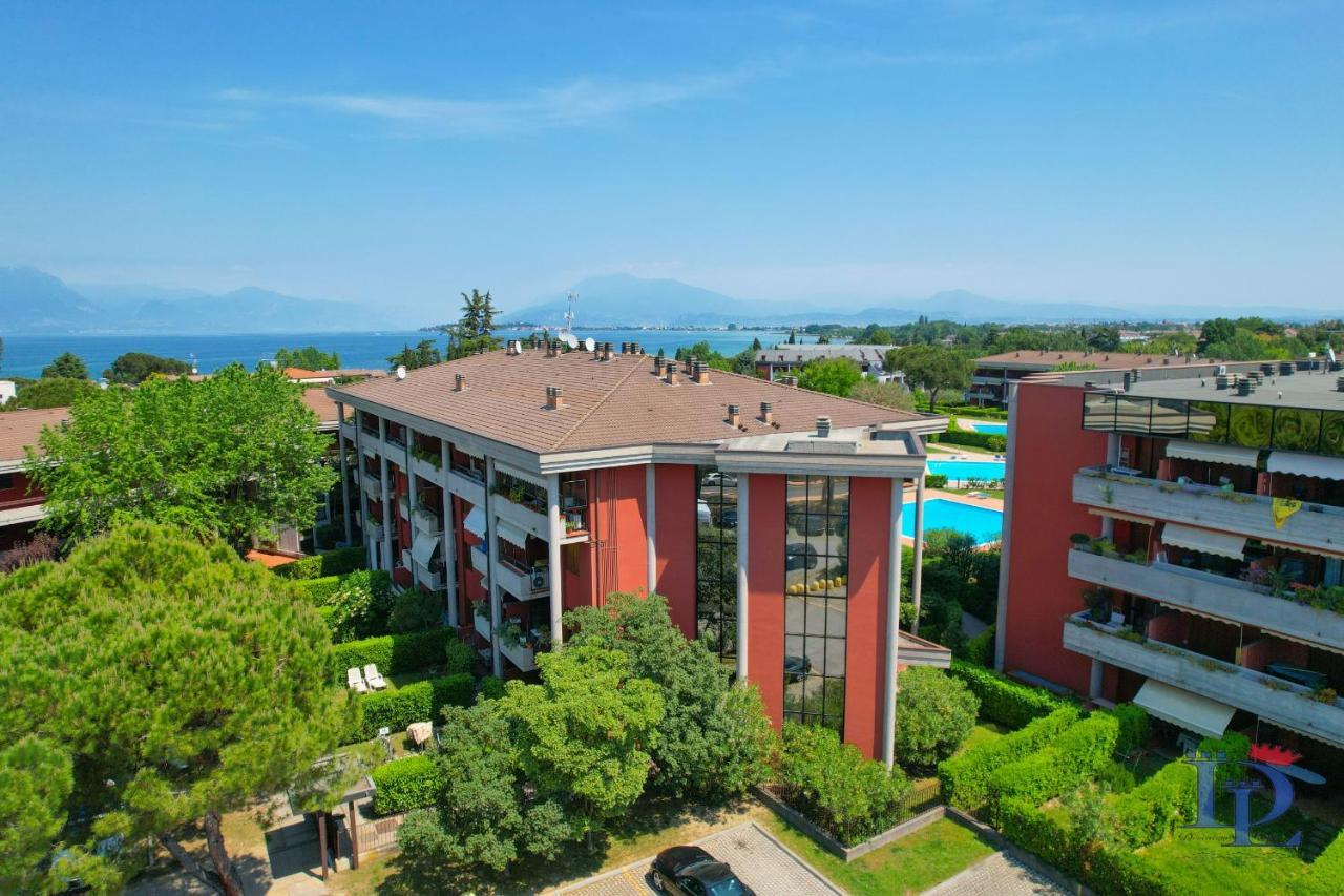 Desenzanoloft Official Partner Marriott Homes & Villas - Dolce Vita With Garden And Pools Десенцано дел Гарда Екстериор снимка