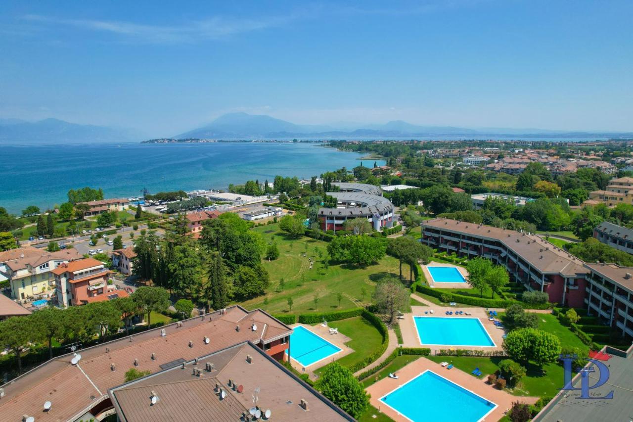 Desenzanoloft Official Partner Marriott Homes & Villas - Dolce Vita With Garden And Pools Десенцано дел Гарда Екстериор снимка