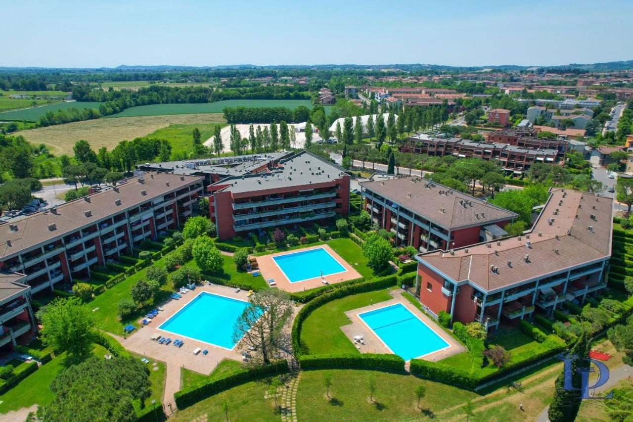 Desenzanoloft Official Partner Marriott Homes & Villas - Dolce Vita With Garden And Pools Десенцано дел Гарда Екстериор снимка