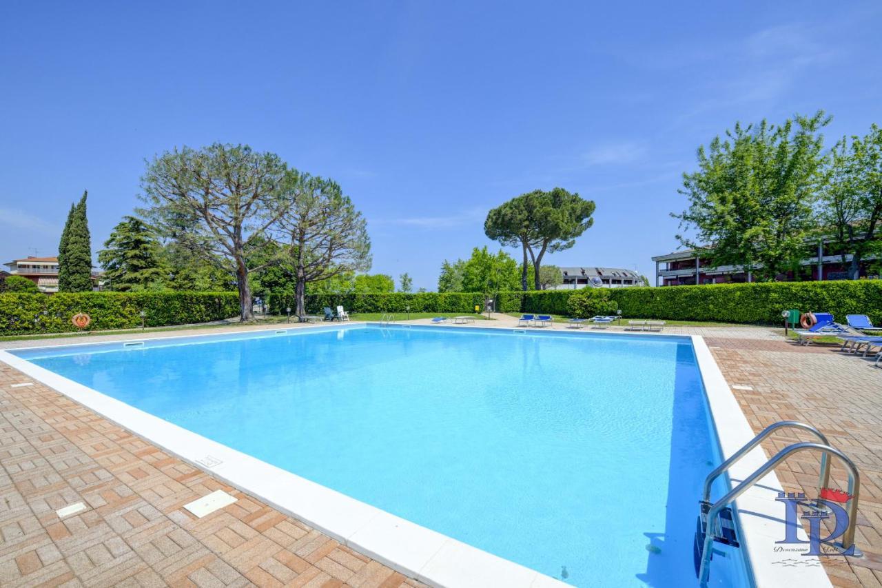 Desenzanoloft Official Partner Marriott Homes & Villas - Dolce Vita With Garden And Pools Десенцано дел Гарда Екстериор снимка
